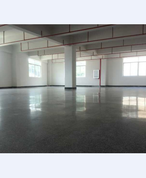新建厂房的水泥地面存在起砂等问题怎么办